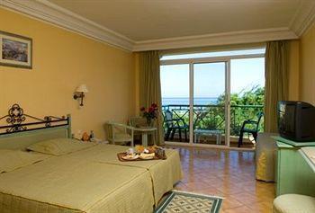Dar Ismail Nour Elain Hotel Ain Draham Exterior photo