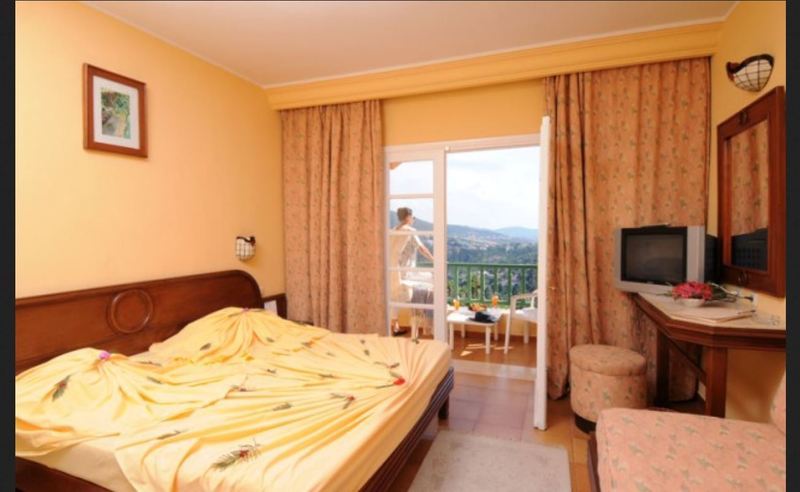 Dar Ismail Nour Elain Hotel Ain Draham Exterior photo